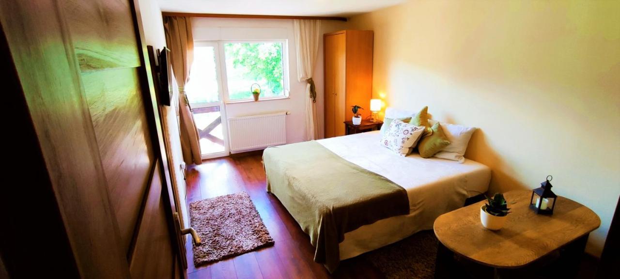 Gorski Widok Karpacz Apartamenty I Pokoje- Salon Kominkowy Privatunterkunft
