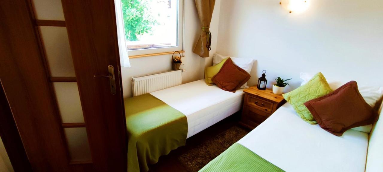 Gorski Widok Karpacz Apartamenty I Pokoje- Salon Kominkowy Karpacz