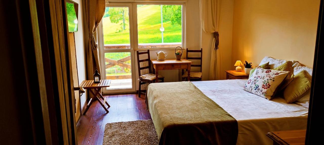 Privatunterkunft Gorski Widok Karpacz Apartamenty I Pokoje- Salon Kominkowy