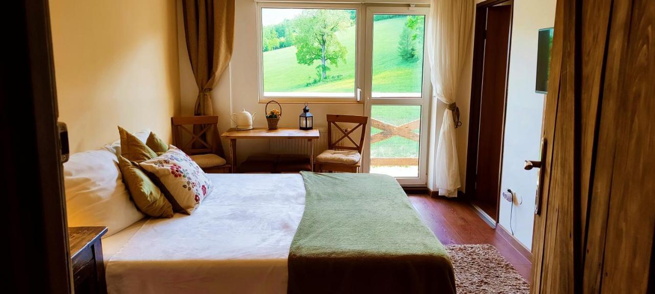 Gorski Widok Karpacz Apartamenty I Pokoje- Salon Kominkowy Privatunterkunft