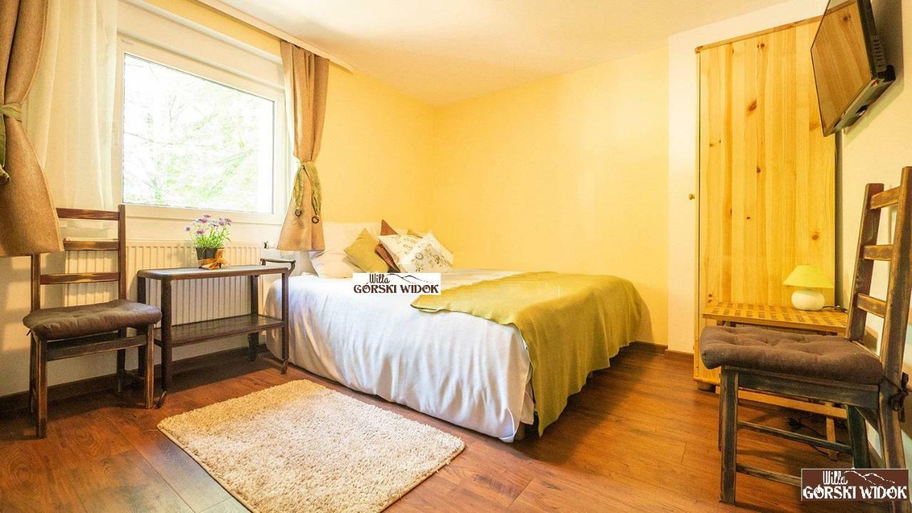 Homestay Gorski Widok Karpacz Apartamenty I Pokoje- Salon Kominkowy *