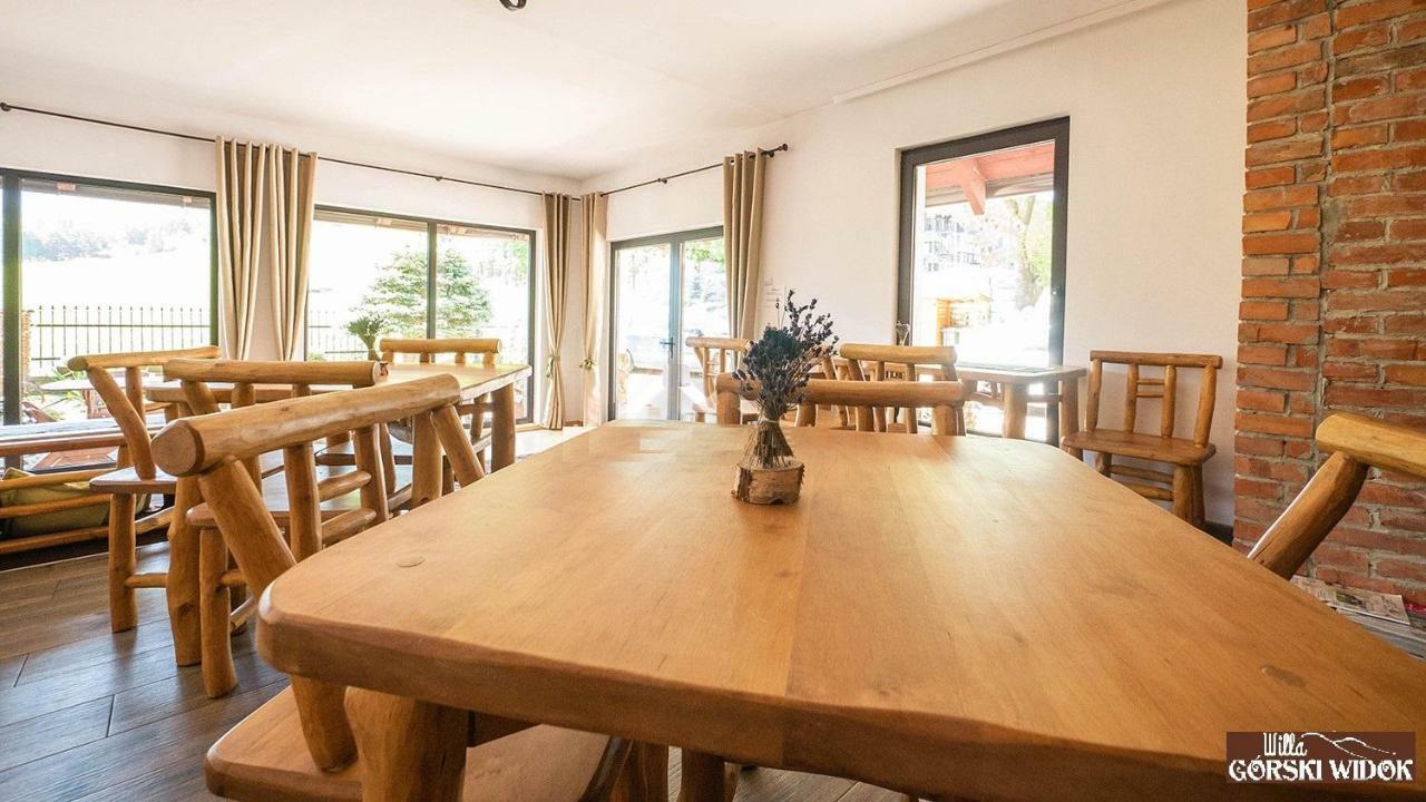 Homestay Gorski Widok Karpacz Apartamenty I Pokoje- Salon Kominkowy *